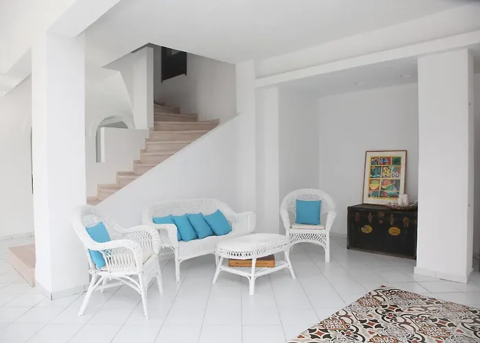 Sea View By Luxlikehome Villa